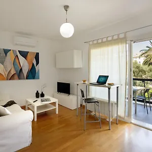 The Right Place 4u Monteverde Apartment
